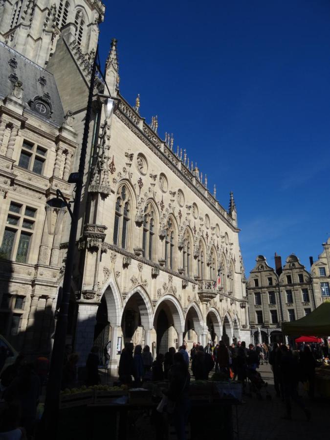 Appart Pop 1 Centre Ville Calme Avec Parking Arras Dış mekan fotoğraf